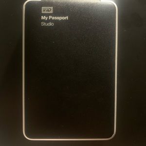 Western Digital passport studio